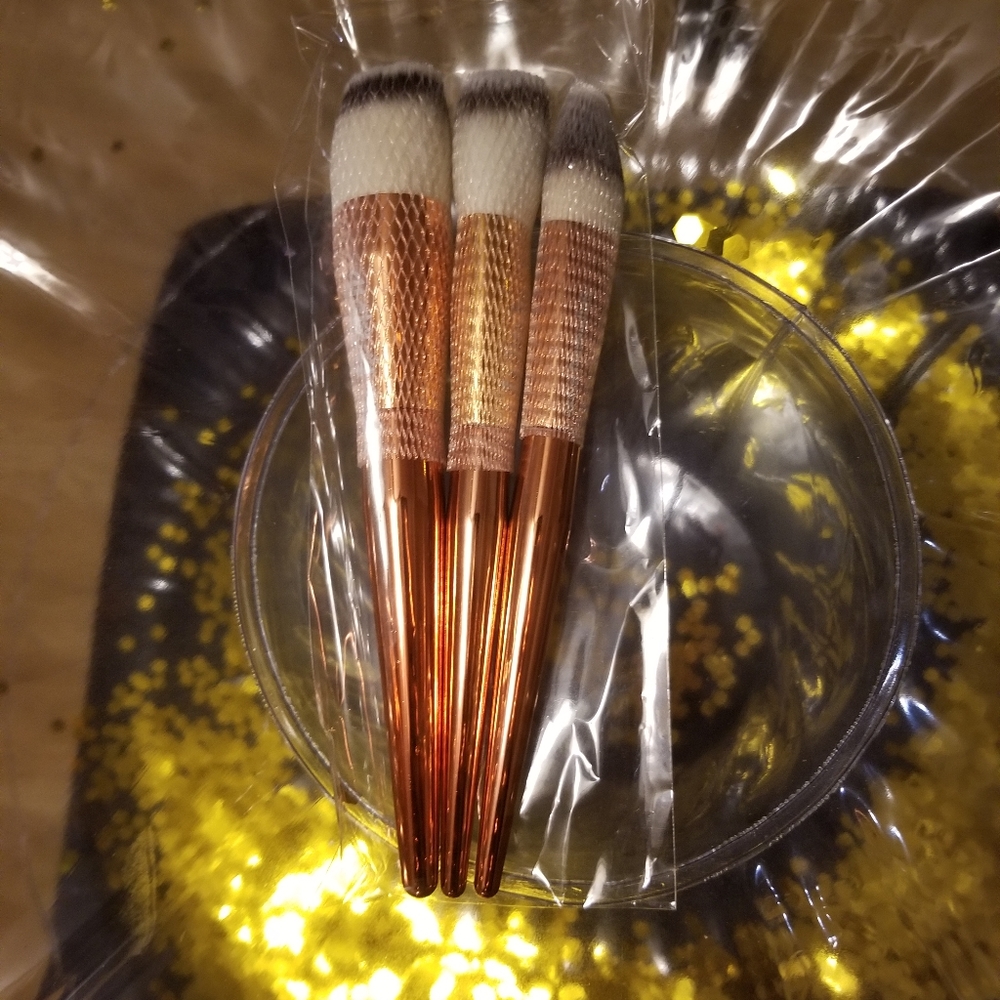 Alamar Rose Gold Makeup Brush trio
